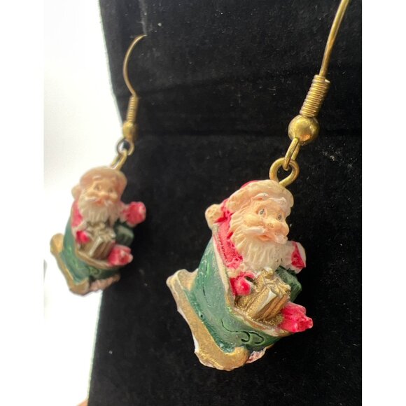 Vintage Christmas Santa Sleigh Dangle Earrings Festive Holiday Jewelry - Picture 4 of 6